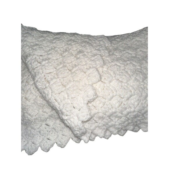 Crochet Knit White Baby Granny Afghan Throw Blanket Vintage Nursery Decor - Picture 14 of 14
